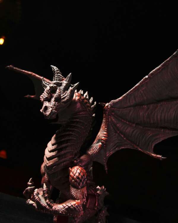 Figurina King of Dragons, dragon de foc, rosu si auriu - imagine 4