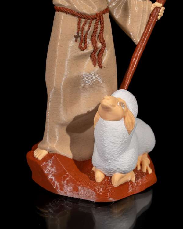 Miniatura Saint Francis cu robă călugărească maronie - imagine 3