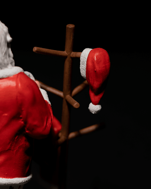 Santa Statue Collection II - Getting Ready - imagine 3