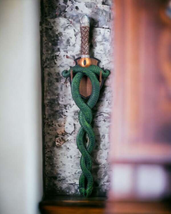Ouroboros Blade