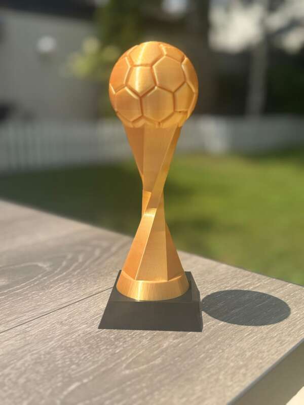 Cupă personalizată cu numele tău, minge fotbal, înălțime 25cm, bază 10cm - imagine 2
