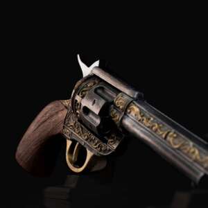 Revolver - Missy