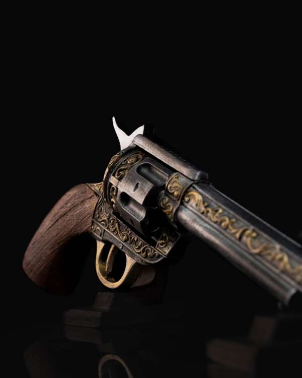 Revolver - Missy