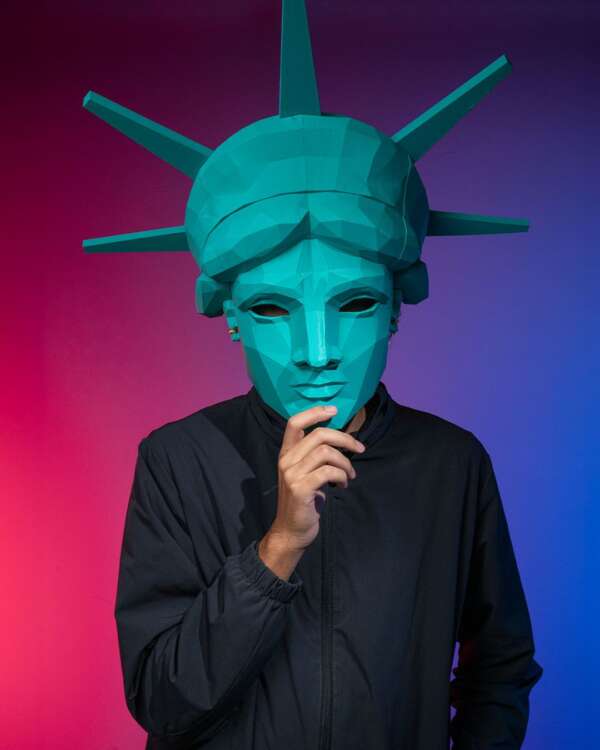 Lady Liberty Mask - imagine 2