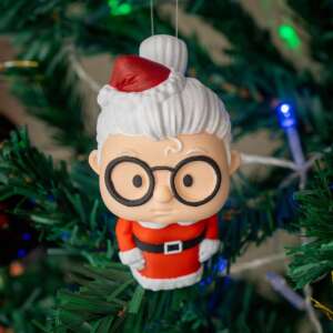 Mrs. San-E.T Claus