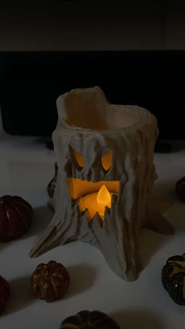 Halloween Tree Stump - imagine 3