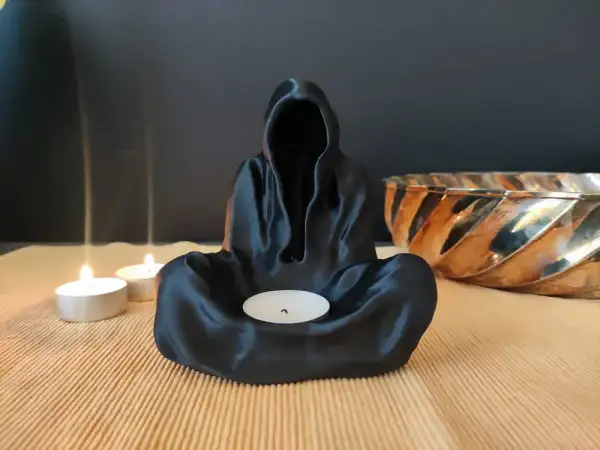 Death Candle Holder - imagine 4