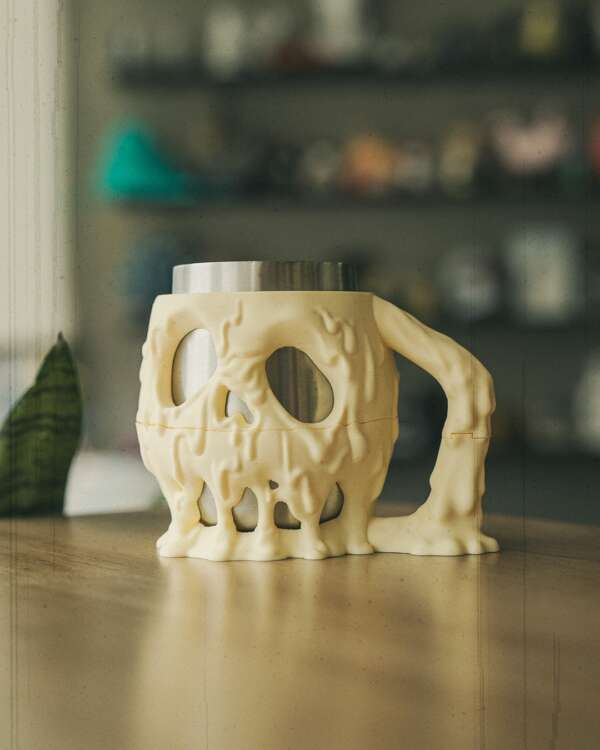 Drip ‘n’ Sip Cup Holder - imagine 2